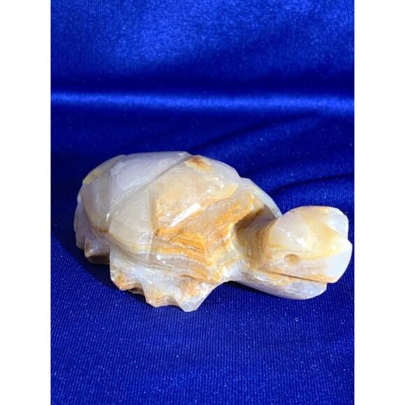 Pair of Hand Carved White and Tan Stone Turtles - Picture 8 of 8